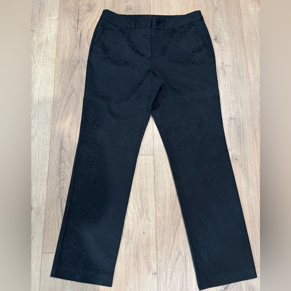 DANA BUCHMAN brocade black pants Size 10
Inseam 30 inches